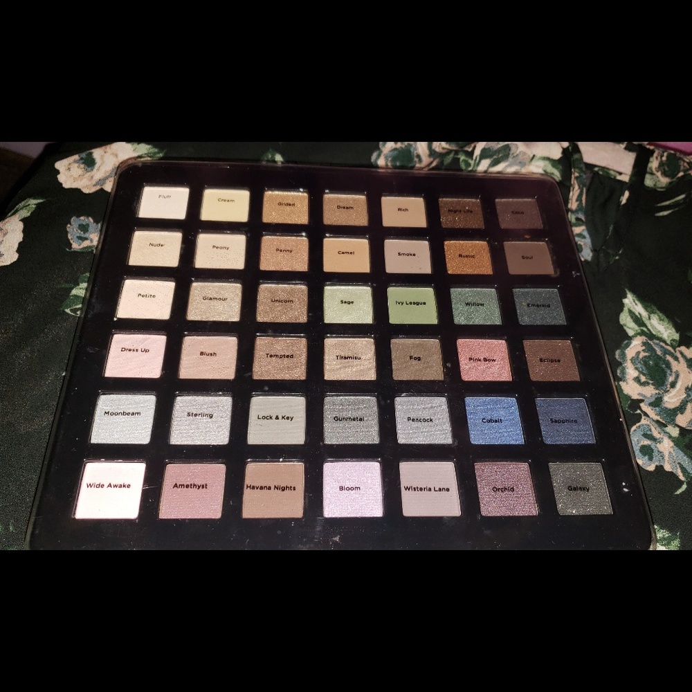 FREE Ulta Beauty Eyeshadow Set